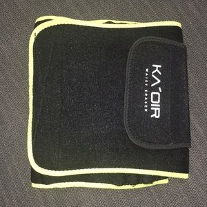 Keisha Ka’oir Waist Eraser Waist Trimmer Size L/XL